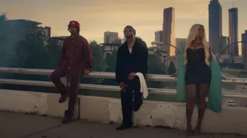 Jordan 5 Retro Burgundy usado por 21 Savage en USHER, Summer Walker, 21 Savage - Good Good (Video musical oficial)