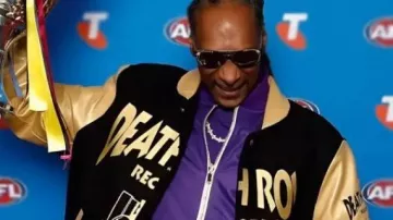 Chaqueta de oportunidad de medios de entretenimiento de la Gran Final usada por Snoop Dogg en Legendary Snoop Dogg interpreta "Nuthin' But A "G" Thang!" | #BETAwards Premios BET '25