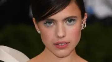 Maison Dauphin Jewelry – gold earring worn by American actress Margaret Qualley at the Costume Institute Gale in 2017, New York