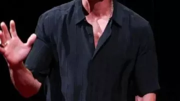 Chemise noire portée par Walton Goggins lors de Conversations à la Fondation SAG-AFTRA
