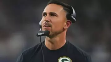Green Bay Packers 2025 Black Sweatshirt worn by Matt LaFleur in Matt LaFleur sees an urgent and inspired Packers defense