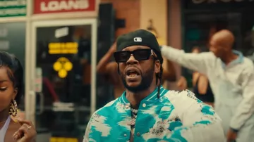 Gafas de sol Louis Vuitton Black LV Classic usadas por 2 Chainz en Yung Bleu, Chris Brown, 2 Chainz - Baddest (Video oficial)