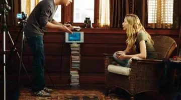 Les chaussures Asics Onitsuka de Kale Brecht (Shia LaBeouf) dans Paranoïak