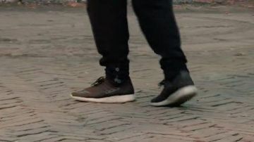 Les Adidas pure boost raw du Dr Stephen Strange (Benedict Cumberbatch) dans Doctor Strange