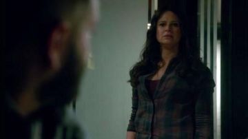 Le top de Quinn Perkins (Katie Lowes) dans Scandal S4E22