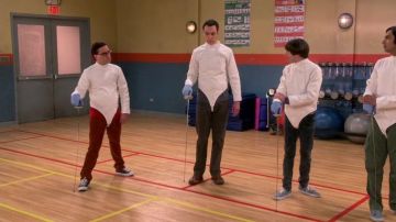 The Vans shoes Era Van Doren Maui of Howard Wolowitz (Simon Helberg) The Big Bang Theory S09E05
