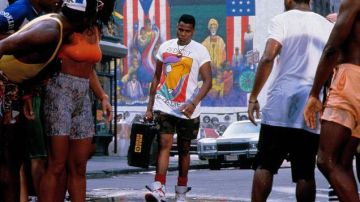 Shoes Nike Air Revolution OG White Red Radio Barjo (Bill Nunn) in Do The Right Thing