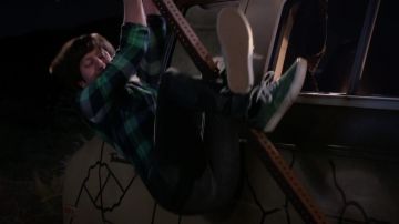The sneakers Vans Authentic green of Howard Wolowitz (Simon Helberg) The Big Bang Theory S09E03