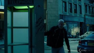 Le sweatshirt noir Rick Owens de Wade Wilson / Deadpool (Ryan Reynolds) dans Deadpool 2