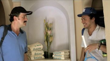 Polo Antoine Simon "Facebook" (Kev Adams) in Kidon