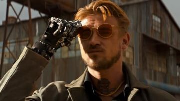 The pair of sunglasses Ray-Ban of Donald Pierce in Logan