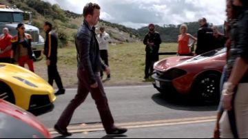 The pair of chaussuress Nike Aaron Paul in the movie Need For Speed