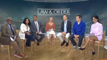 SER. Blouse O.YA Mary en rose ballet portée par Odelya Halevi comme on le voit dans Today le 25 septembre 2025