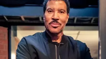 Lionel Richie Late Night With Black Jacket worn by Self - Host (Seth Meyers) as seen in Late Night with Seth Meyers (S12E31)