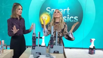 Burberry Slim Fit Check Cotton Shirt worn by Savannah Guthrie as seen in Today on
September 30, 2025