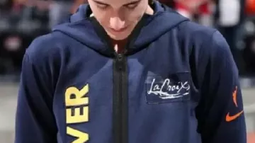 Caitlin Clark Dallas Wings v Indiana Fever Sweat à capuche