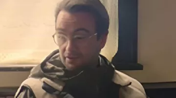 Chaqueta Sherpa Joe Gilgun Brassic S07 usada por Joe Gilgun como se ve en Brassic