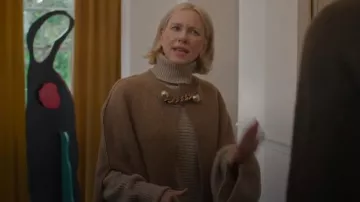 Stella McCartney Brown Chain-Link Knit Cape worn by Ann Ratigan (Naomi Watts) as seen in Too Much (S01E09)