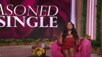 Mameluco Amanda Uprichard Kya usado por Sherri Shepherd como se ve en Sherri el 23 de septiembre de 2025