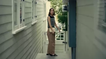 Clare V Cream Rattan Midi Sac worn by Sylvia (Rose Byrne) as seen in Platonic (S02E09)