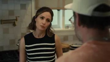 Rag & Bone Jen Tank en Noir porté par Sylvia (Rose Byrne) comme on le voit dans Platonic (S02E09)