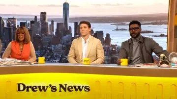 Chaleco de lino Veronica Beard Benny usado por Gayle King como se ve en The Drew Barrymore Show el 23 de septiembre de 2025