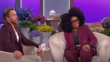 Top de jersey Maje Diamante usado por Jennifer Hudson como se ve en The Jennifer Hudson Show el 25 de septiembre de 2025