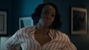 Anthropologie Collier trombone délicat porté par le Dr Carol Pierce (Tamberla Perry) comme on le voit dans Brilliant Minds (S01E09)