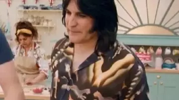 The Great British Bake Off Noel Fielding Black Printed Shirt of Noel Fielding in The Great British Bake Off