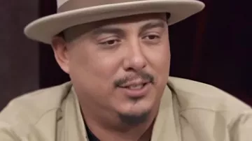 Veste Cristian Concrete Gutierrez Access Daily 2025 vue dans Access Daily