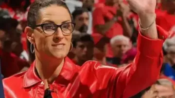 Stephanie White WNBA Playoffs Semi-Final 2025 Leather Jacket in Stephanie White Has Strong Words for Indiana Fever After WNBA Playoff Loss