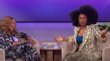 Pantalon large à imprimé peau de serpent Dries van Noten porté par Jennifer Hudson, vu dans le spectacle Jennifer Hudson le 30 septembre 2025