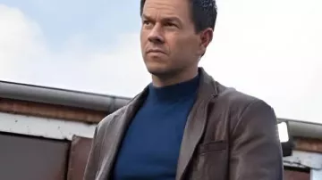 Mark Wahlberg Brown Leather Blazer worn by Parker (Mark Wahlberg) in Play Dirty
