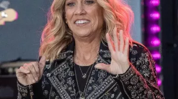 Sheryl Crow NBC Today 2025 Chaqueta floral negra de Sheryl Crow en Today