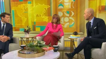 Robe Line & Dot Frankie portée par Gayle King telle qu’elle est vue dans CBS Mornings le 1er octobre 2025