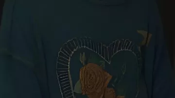 Camiseta Heart Rose usada por Lee Raybon (Ethan Hawke) en The Lowdown