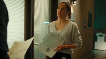 Aritzia Small Button Up Long Sleeve Waffle Knit Top Blouse worn by Sarah Truong (Mayko Nguyen) as seen in Hudson & Rex (S08E02)