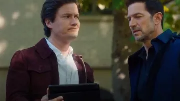 Reiss Ryton Suede Trucker Jacket worn by Jesse Mills (Justin Kelly) as seen in Hudson & Rex (S08E02)