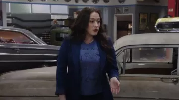 L'Agence Eliza T Shirt worn by Riley Parker (Kat Dennings) as seen in Shifting Gears (S02E01)