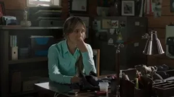 H Bar C Ranchwear Brooklyn Tencel Long Sleeve Pearl Snap Shirt - Turquoise portée par Amy Fleming (Amber Marshall) comme on le voit dans Heartland (S18E09)