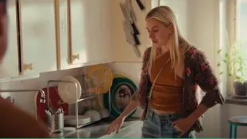 Levis Low Loose Jeans worn by Amanda (Carla Sehn) as seen in Diary of a Ditched Girl (S01E04)