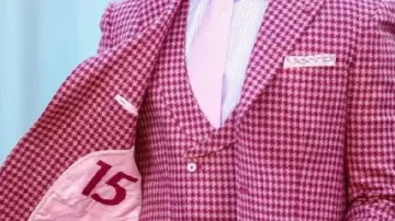 Traje de Patrick Mahomes llegando a Jacksonville