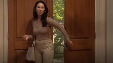 Sac Ted Baker Isbell porté par Li Finnegan (Naomi Matsuda) tel qu’on le voit dans The Bold and the Beautiful le 3 octobre 2025