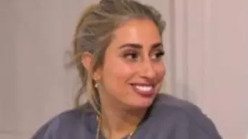 Stacey And Joe S02 Stacey Solomon Sweat-shirt oversize de Stacey Solomon dans Stacey & Joe