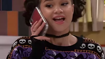 Billie Halloween Sweater worn by Billie (Janice LeAnn Brown) in Wizards Beyond Waverly Place (S01)