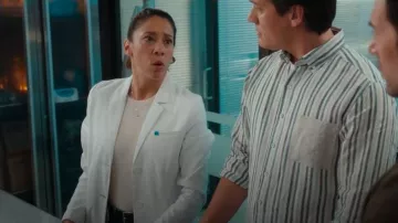 Club Monaco Cashmere Crewneck worn by Sarah Truong (Mayko Nguyen) as seen in Hudson & Rex (S08E03)