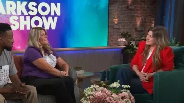 Daydreamer Lainey Wilson 'Bell Bottom Country' Camiseta gráfica usada por Kelly Clarkson como se ve en The Kelly Clarkson Show el 6 de octubre de 2025