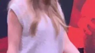 Knit Sweater worn by Taylor Swift in Cincinnati Bearcats Game 2025