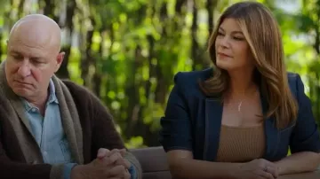 Cinq à Sept Denim Khloe Blazer Denim Khloe usado por Gail Simmons como se ve en Top Chef (S22E11)