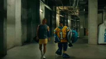 Nike Field General '82 Blanco y Rojo Varsity usado por Chad Powers (Glen Powell) como se ve en Chad Powers (S01E01)